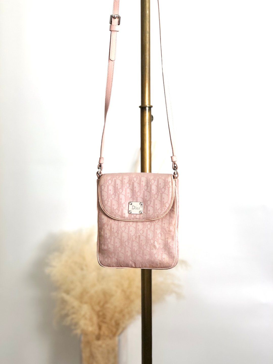 【 日本直送 名牌中古包 】Christian Dior 缇花图腾 侧背包 粉色 标志 帆布 迷你包 vintage fz28hu - 侧背包/斜挎包 - 棉 粉红色