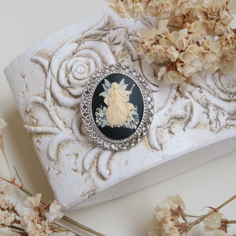 浮雕胸针项链 牵牛花仙子 黑色 精致 仙女 仙子画 浪漫 奇幻 洋装 童话 怀旧 花 魔法 - 胸针 - 其他材质 黑色