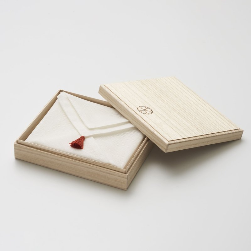 极系列 育 手帕 三入套组　开运招福 奈良产 - 手帕/方巾 - 棉．麻 多色