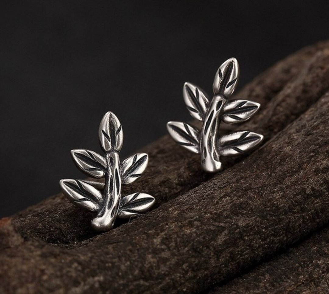 Real S 925 Sterling Silver Fine Jewelry for Women Vintage Handmade Stud Earrings - 耳环/耳夹 - 纯银 银色