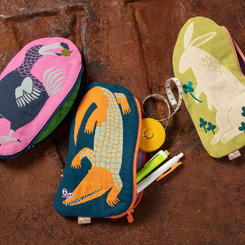 地球树公平贸易fair trade -- MiW森田插画手袋 - 化妆包/杂物包 - 棉．麻 