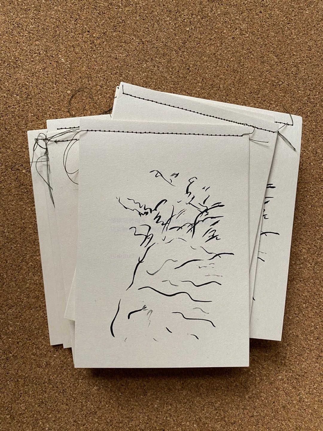 ZINE 是摇晃的烛火 不停流动的河水透着蓝绿 成长的嫩叶 一段旋律 - 刊物/书籍 - 纸 