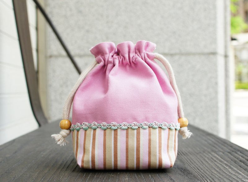 Ploceus 波西儿 小清新翻转随身束口袋-粉 - 其他 - 棉．麻 粉红色