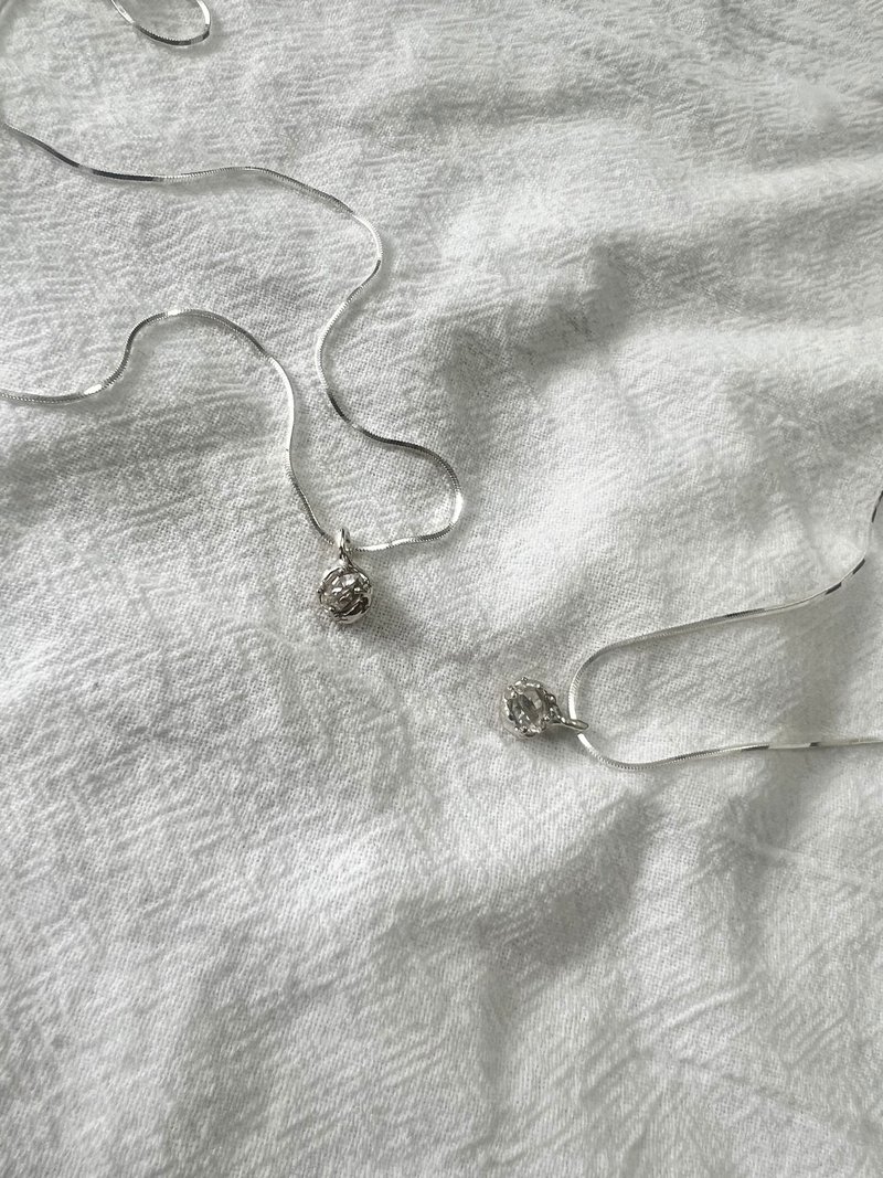 赫基蒙水晶 闪灵钻 迷你坠 纯银项链 - 项链 - 水晶 银色