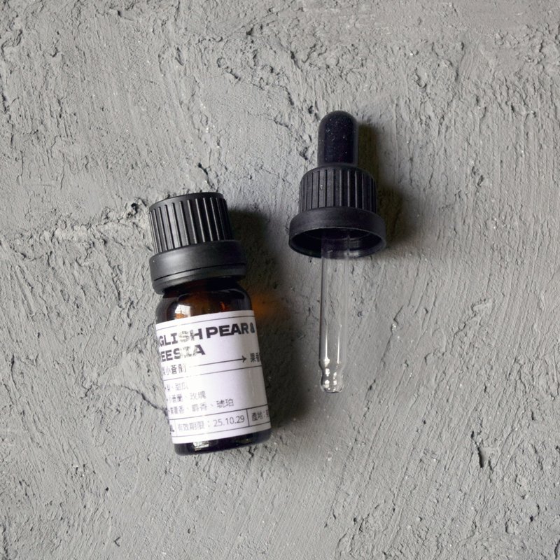 10ml 扩香用香精油 / 附滴管 - 香薰/精油/线香 - 玻璃 