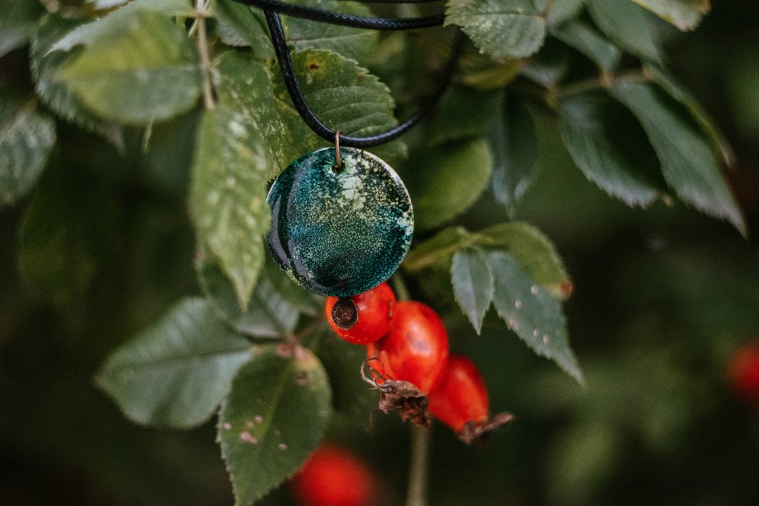 choker made of epoxy resin - 颈链 - 其他材质 绿色