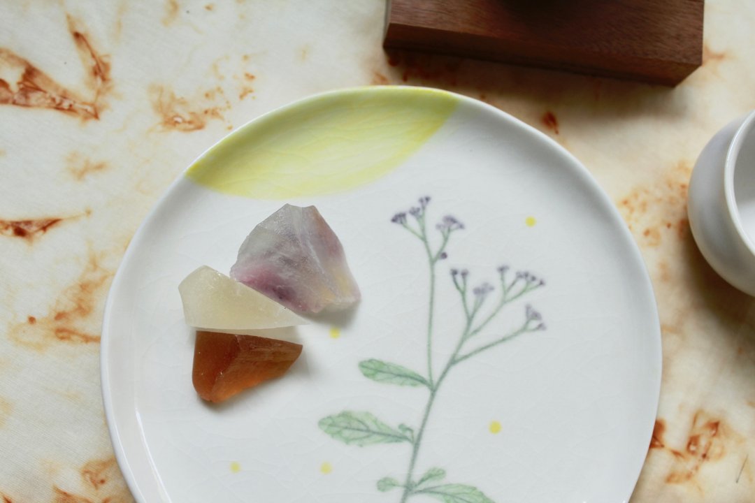 【礼盒】野草压印瓷盘+郁金香茶杯组合礼盒-紫斑花 - 其他 - 瓷 白色