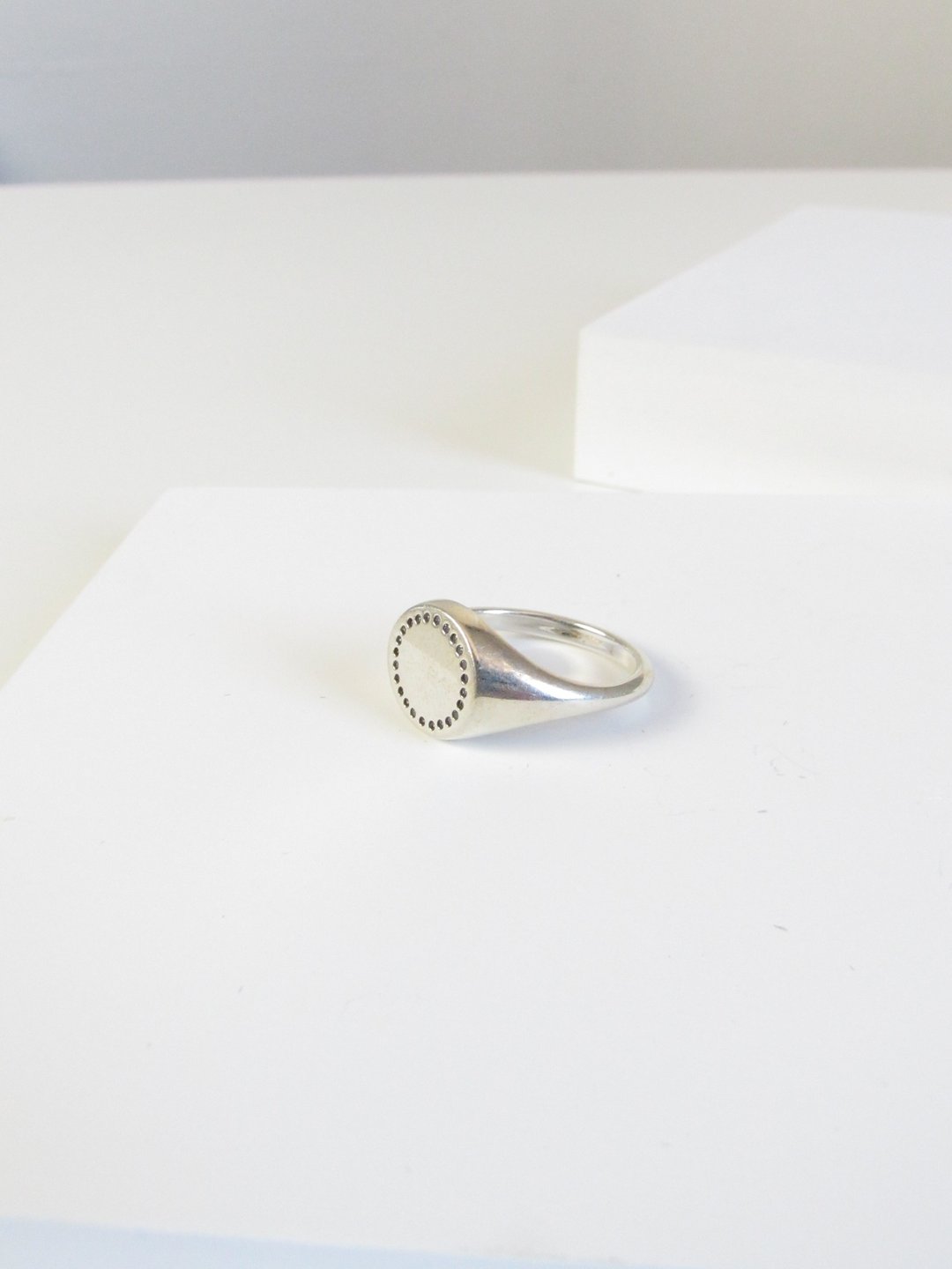 Vintage Pandora Circle Zircon Silver Signet Ring - 戒指 - 纯银 银色