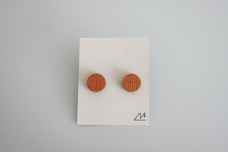Cherry tree piercing (circle) - 耳环/耳夹 - 木头 咖啡色