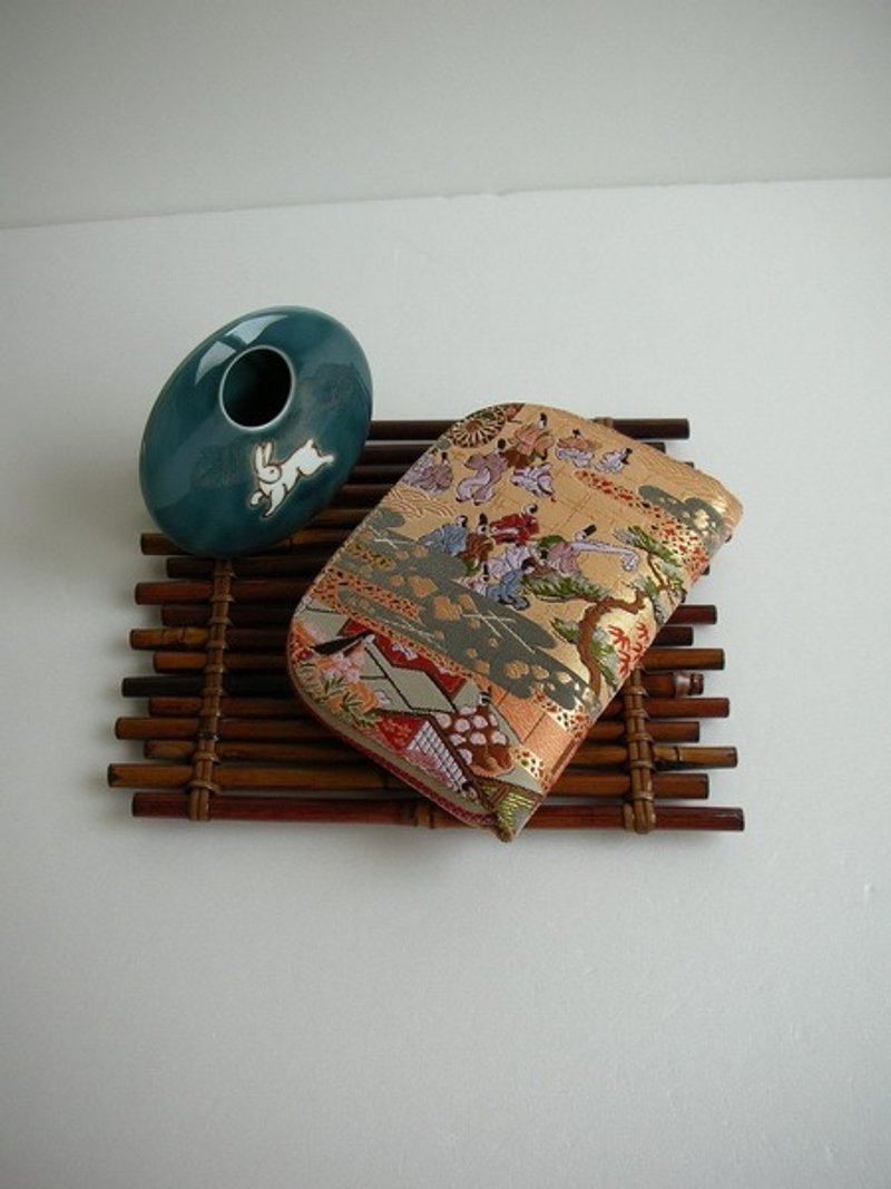 京西阵金襴锦织"源氏物语-春郊.游"-短夹/皮夹/零钱包/礼物 - 皮夹/钱包 - 其他材质 咖啡色