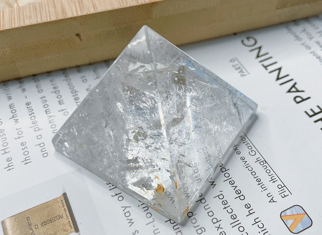 能量摆件 水晶 原矿  原石 金字搭招财消磁 白水晶 - 摆饰 - 水晶 白色