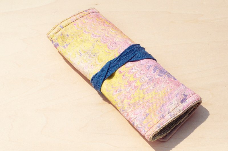 手绘渲染笔袋 手感卷轴 春卷笔袋-笔的水彩色房子2(彩虹色彩) - 铅笔盒/笔袋 - 其他材质 多色