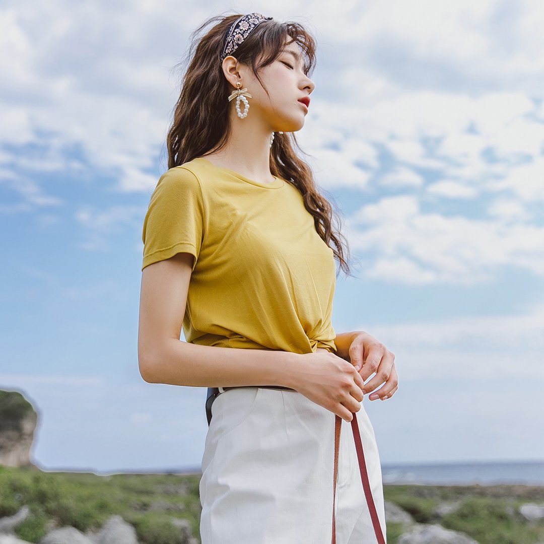 【夏装特价】安妮陈2018夏装新款纯色个性下摆针织T恤 YMX8181 - 女装 T 恤 - 其他人造纤维 黄色