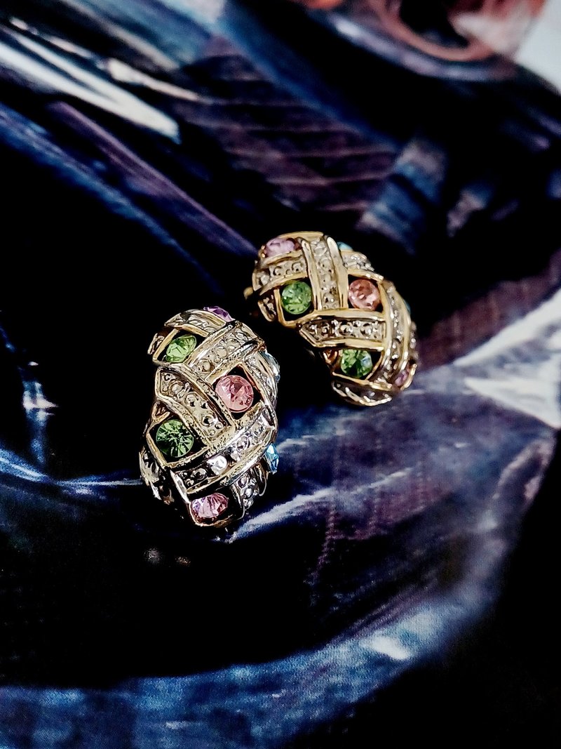 vintage jewelry 典雅曲面满缀彩色莱茵  夹式耳环 - 耳环/耳夹 - 其他金属 