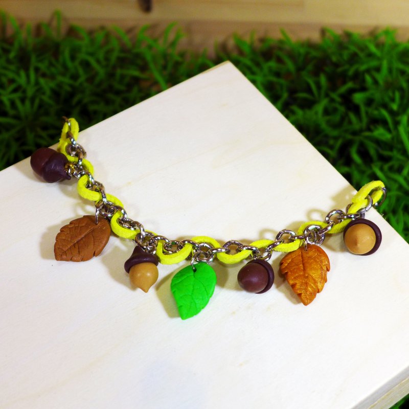 【土星垣】小松鼠的秋季幸福暖黄色橡果子星垣手链｜星垣日记系列：龙猫森林系列｜【Saturn Ring】Saturn  Diary Bracelet｜软陶创作．防水材质．可改项链/钥匙圈/吊饰 - 手链/手环 - 防水材质 黄色