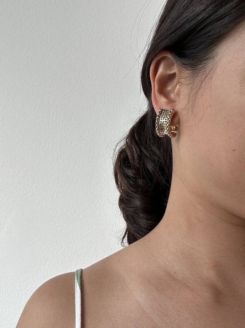 复古金属夹式耳环 #1 - 耳环/耳夹 - 其他金属 金色