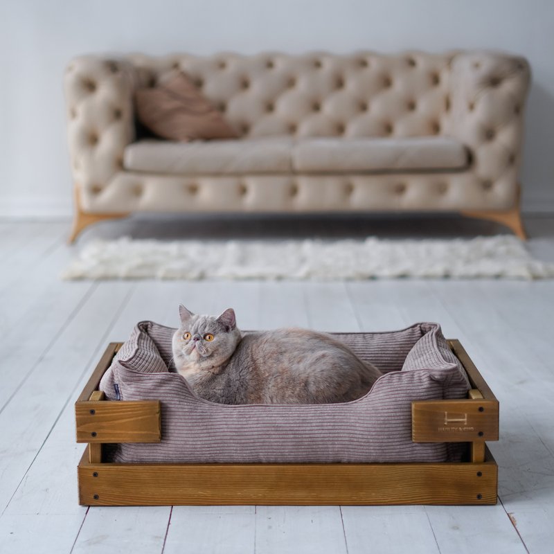 Grey corduroy pet bed with wooden frame S size 68x49 cm - 床垫/笼子 - 其他材质 银色