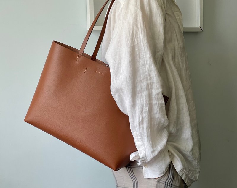 zemoneni手作tote bag 大托特包焦糖奶茶 - 手拿包 - 真皮 咖啡色
