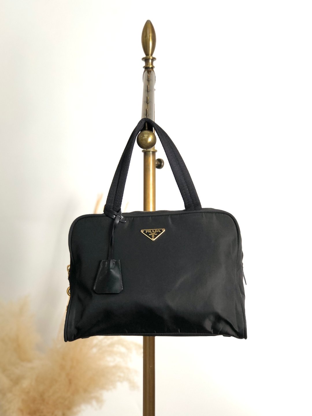 【日本直送 名牌中古包】PRADA 普拉达 手提包 黑色 三角标志 尼龙 锁头 vintage 古着 z2waww - 手提包/手提袋 - 尼龙 黑色