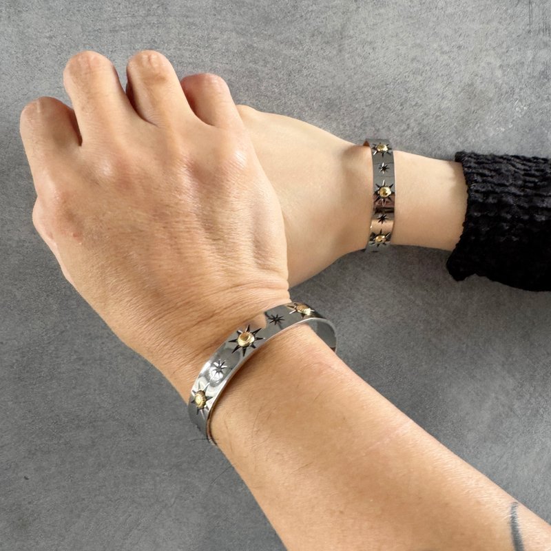 【时尚饰物】SOULITE 太阳金手镯 L - 手链/手环 - 不锈钢 