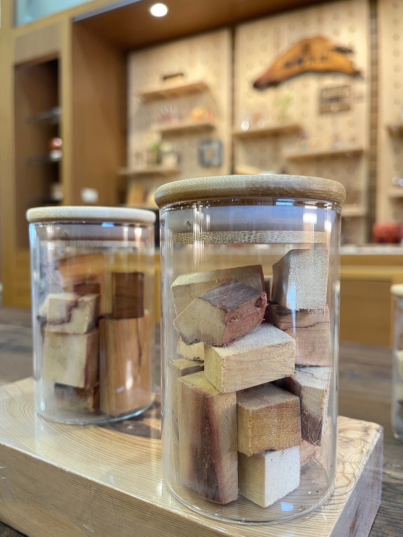 限量版丨台湾黄桧丨纾压闻香瓶丨嘉义伴手礼丨现货 - 摆饰 - 木头 