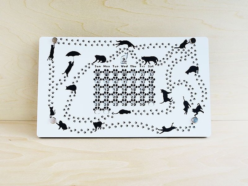 Cat and Paw Footprint Calendar - 年历/台历 - 压克力 白色