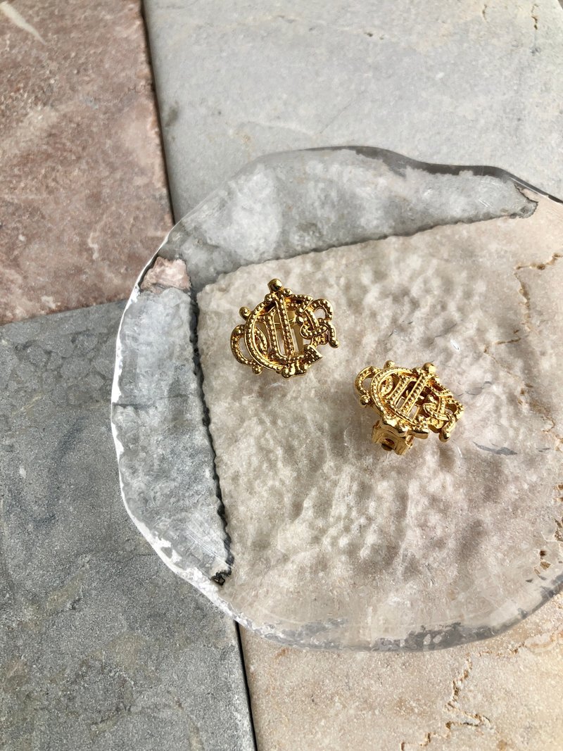 【日本直送 名牌中古包】Christian Dior 克里斯汀·迪奥 耳环 金色 徽章 vintage 古董 yjcpbb - 耳环/耳夹 - 其他材质 金色