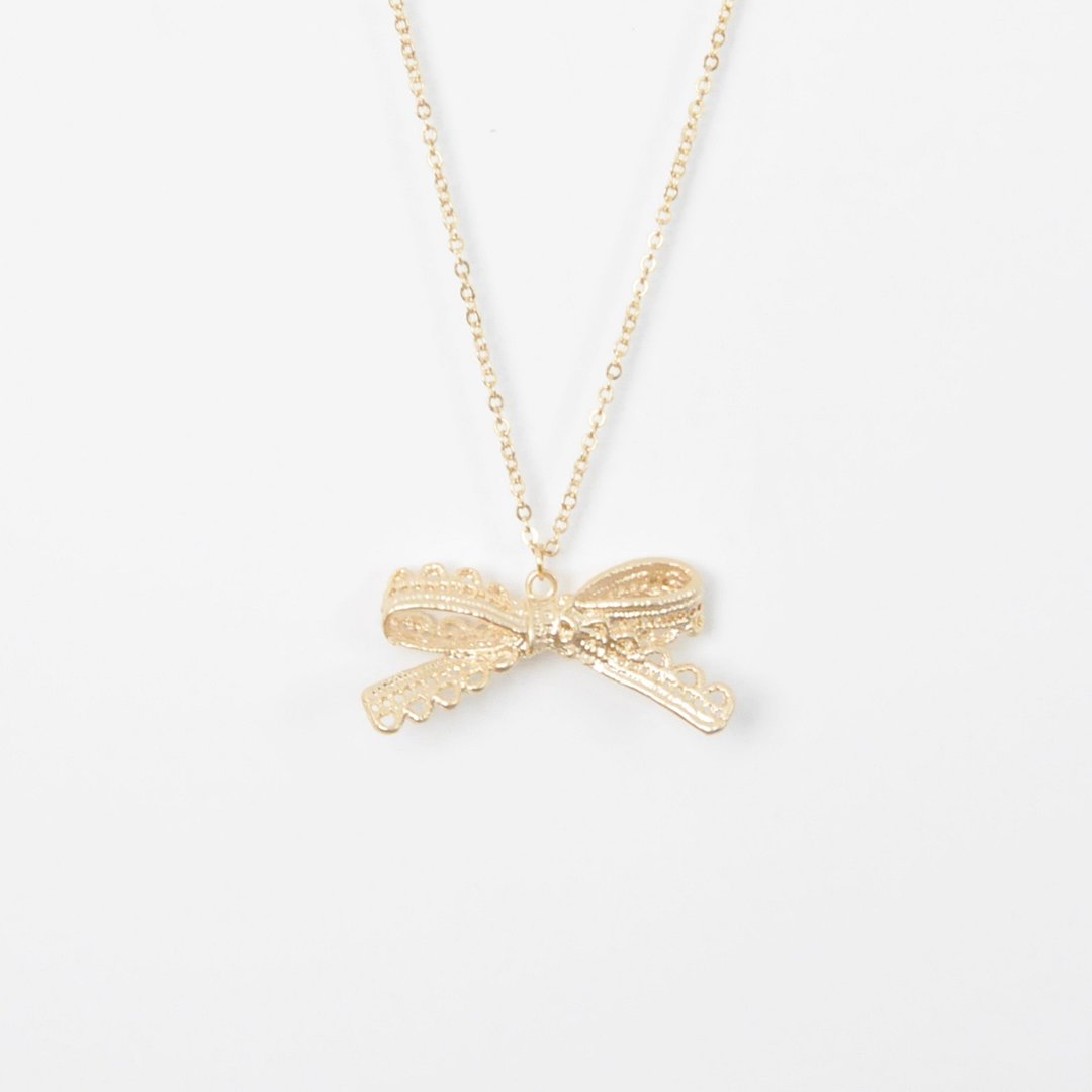 蕾丝。蝴蝶结。金 项链 Lace。Gold Bow Necklace - 颈链 - 其他金属 金色