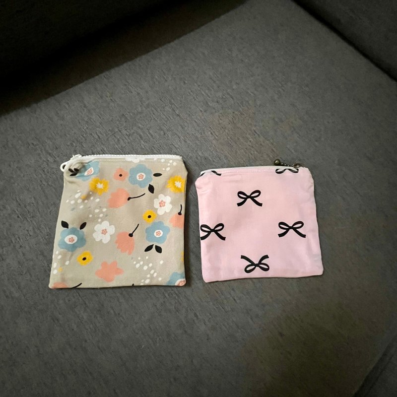 可爱小花及蝴蝶结零钱包 - 零钱包 - 棉．麻 粉红色