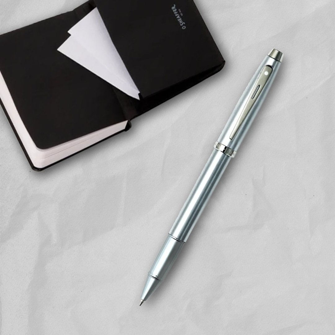 【SHEAFFER】100 系列银钢珠笔+A6 笔记本礼盒 免费刻字 - 钢珠笔 - 其他金属 银色