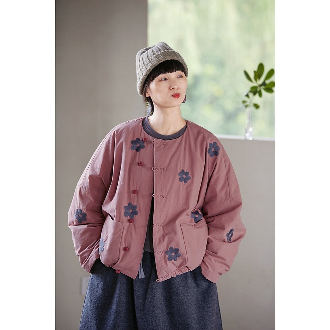 淡绛粉绣花羽绒服 - 女装休闲/机能外套 - 棉 