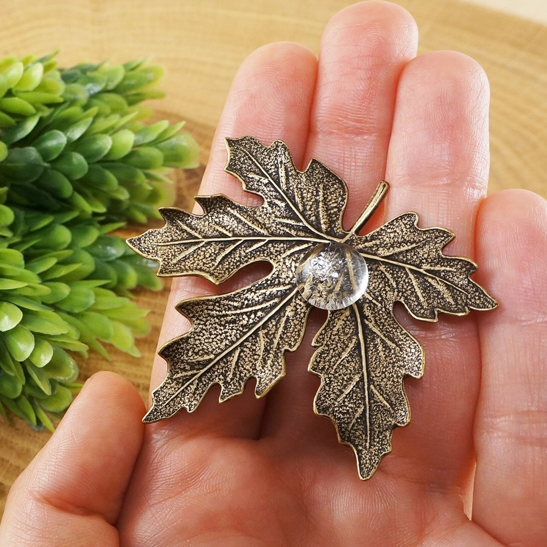 金黄黄铜枫叶胸针 森林系植物学胸针 饰品 - 胸针 - 其他金属 金色
