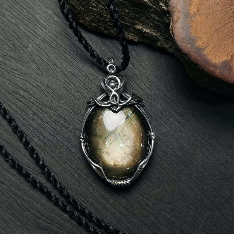 黑色星光刚玉-纯银编设计坠/搭配防水蜡线项链 - 项链 - 半宝石 金色