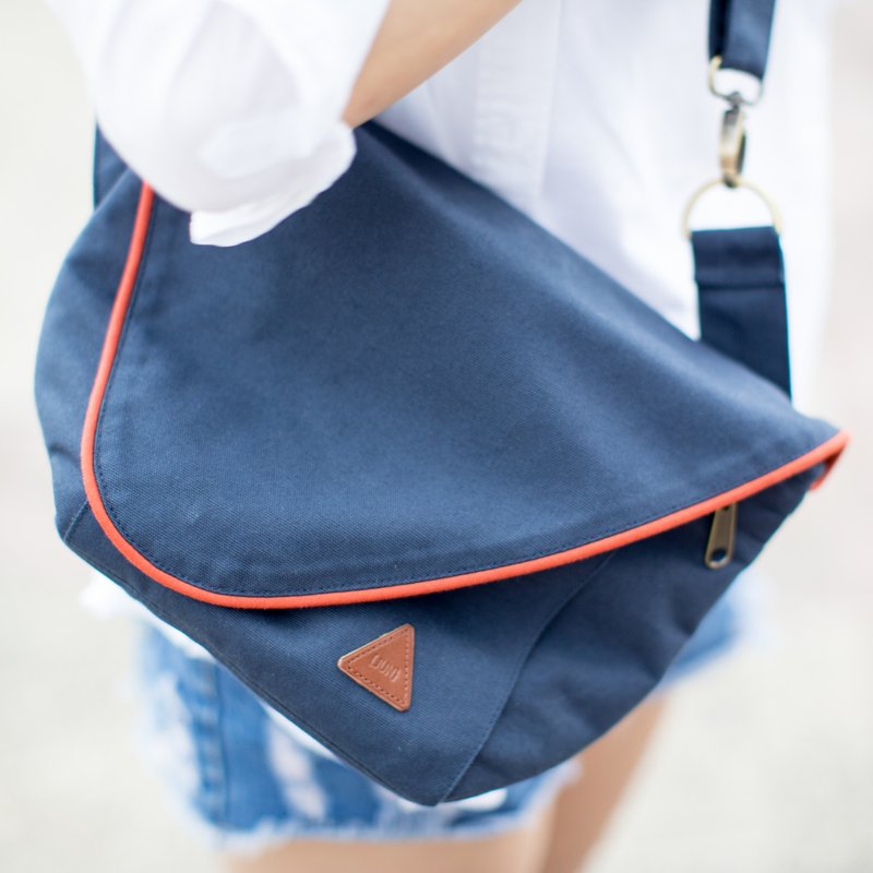 Navy Water Repellent Canvas Camera Bag - 相机包/相机袋 - 防水材质 蓝色