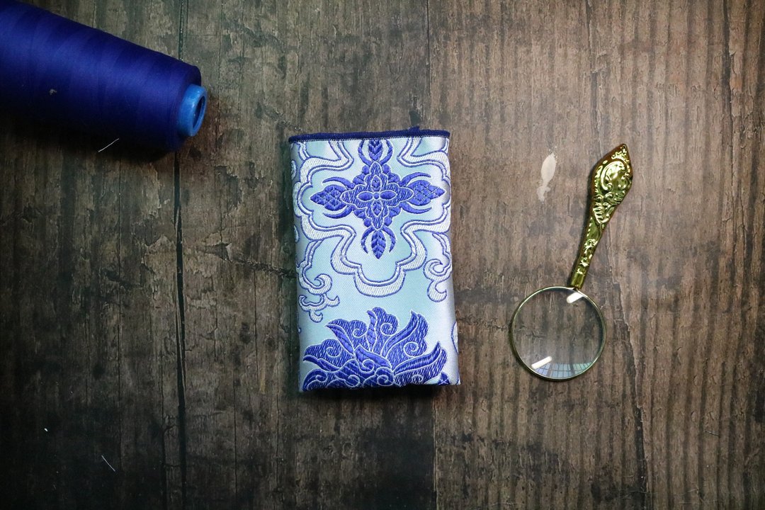 青花瓷口袋巾真絲手帕絲巾 - 手帕/方巾 - 丝．绢 多色