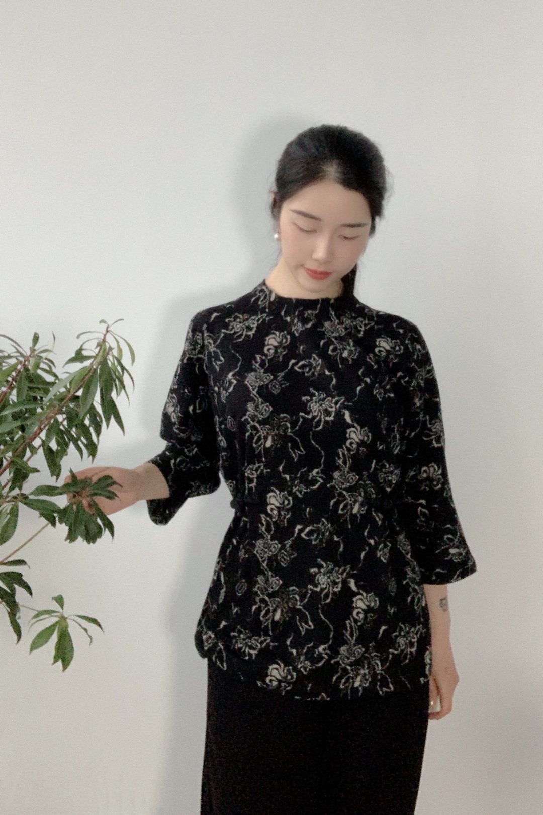 国风上衣 复古盘扣针织弹力七分袖 女衫,超柔软貂绒,腰间盘扣修身 - 女装上衣 - 其他材质 黑色