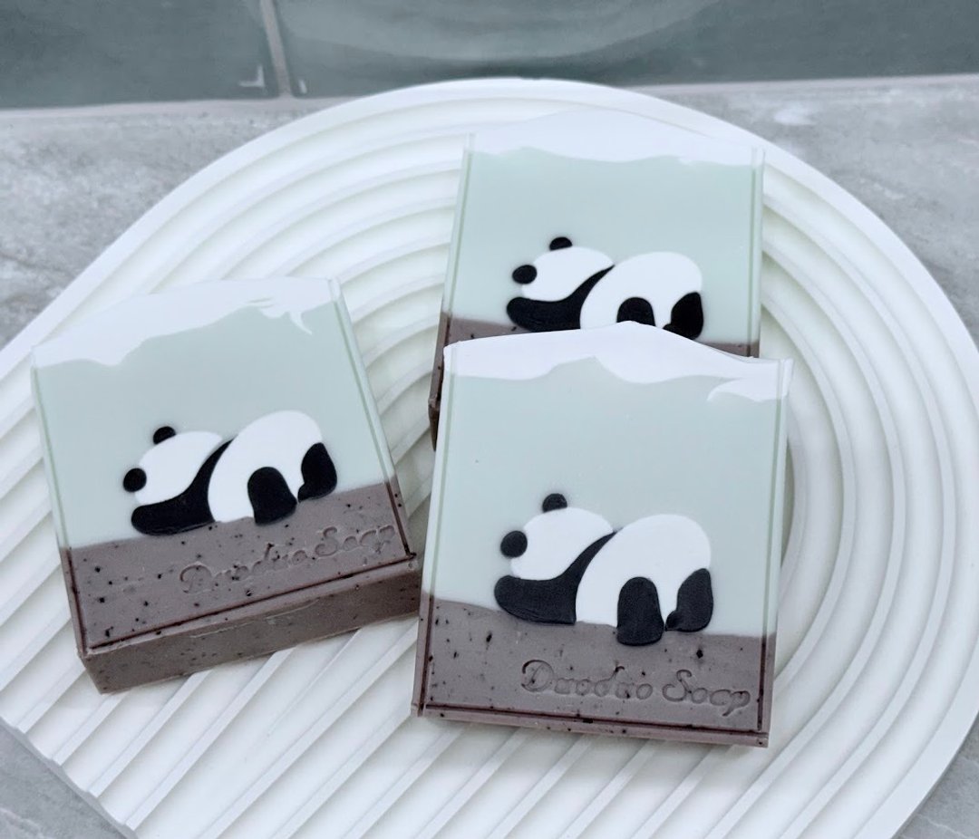 朵朵制皂-趴趴熊猫造型皂 - 肥皂/手工皂 - 其他材质 
