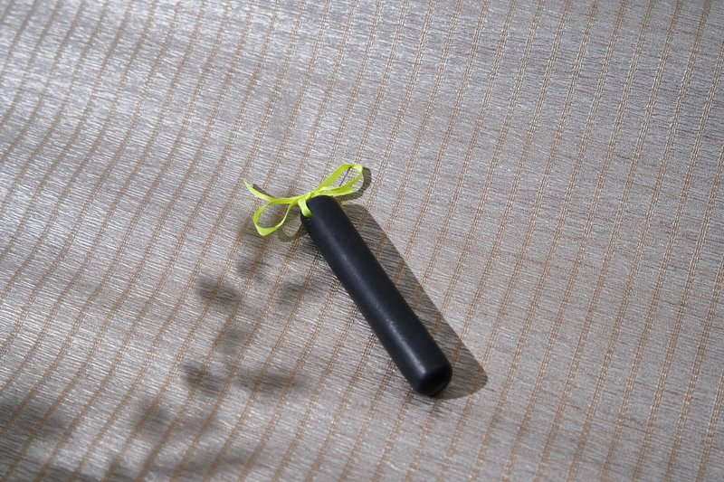 一般学生或初学用圆形墨条 - 其他书写用品 - 颜料 黑色