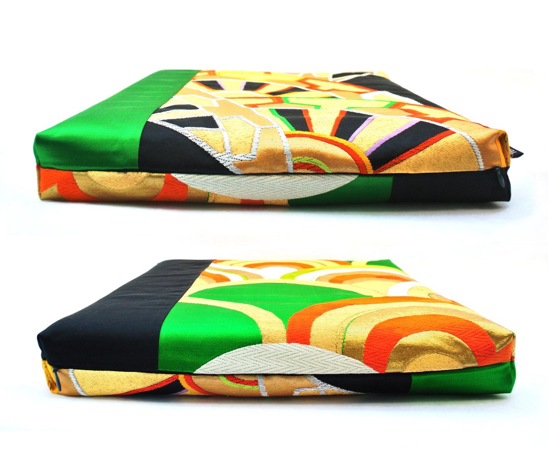 Kimono-Zabuton Cushion, Genjikuruma Tires and Seigaiha waves pattern M 40x40cm - 枕头/抱枕 - 丝．绢 多色