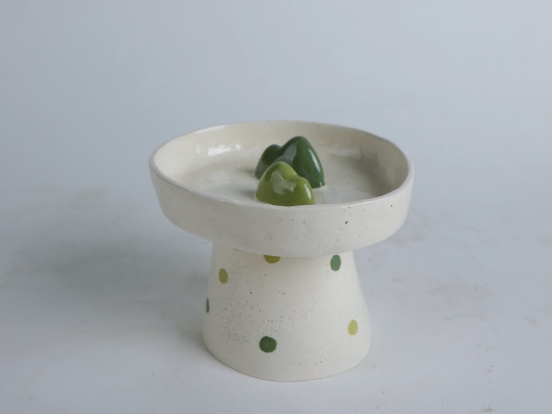 /心中的神山们/ 手捏陶瓷宠物慢食碗 - 碗/碗架 - 陶 绿色