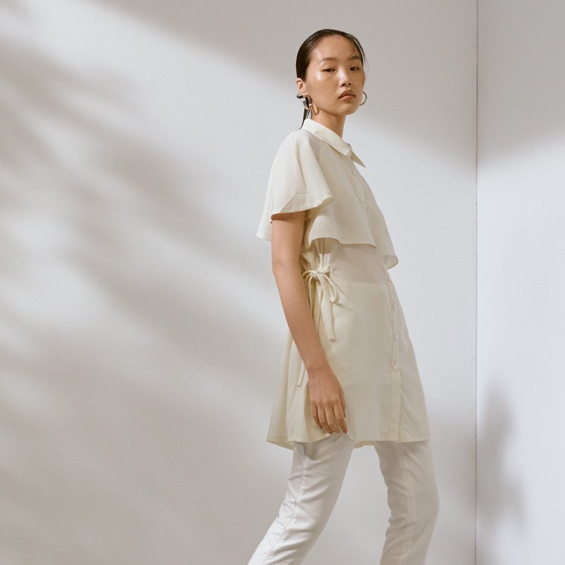 层次感腰间抽绳长版衬衫 /象牙白 - 女装衬衫 - 其他材质 白色