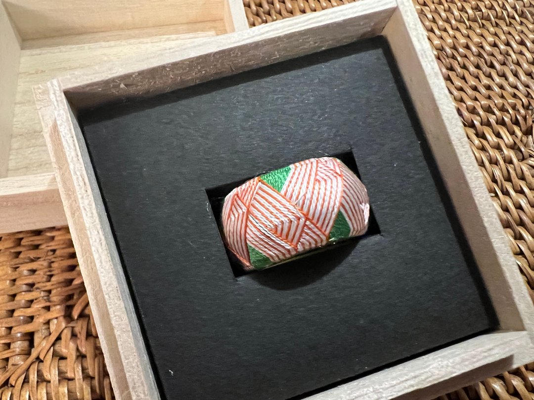 Traditional Craft Kaga Yubinuki RENZAN - 编织/刺绣/羊毛毡/裁缝 - 丝．绢 多色