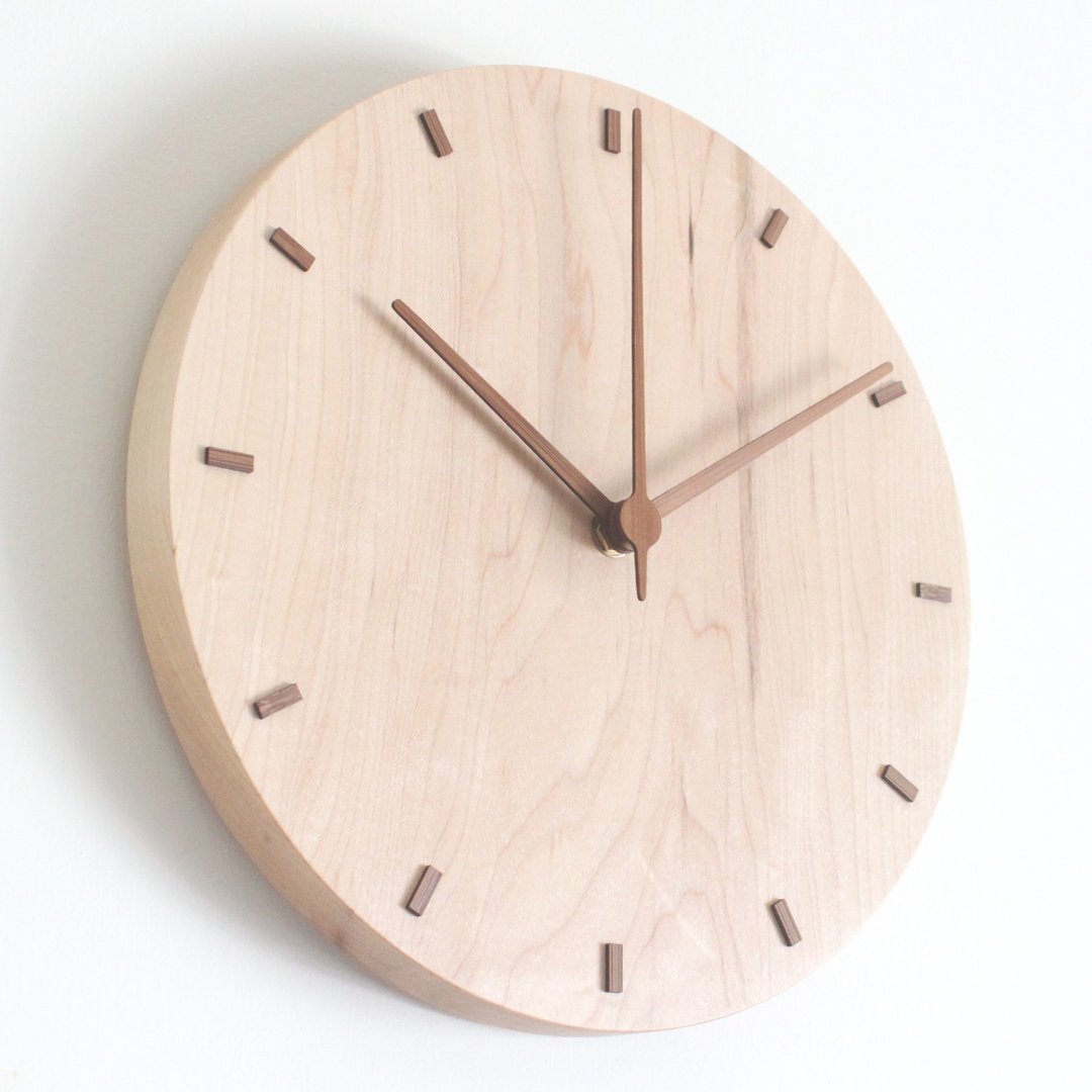 CLOCK_26 Classic 实木静音 挂钟 时钟 台湾限量手作 硬枫木 - 时钟/闹钟 - 木头 咖啡色