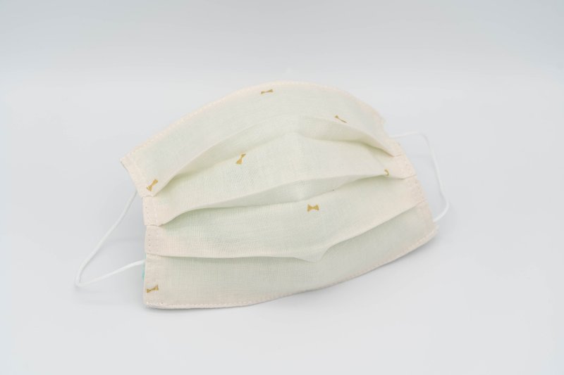 玩布手作。日本二重纱口罩套(小蝴蝶结_米色) - 口罩 - 棉．麻 
