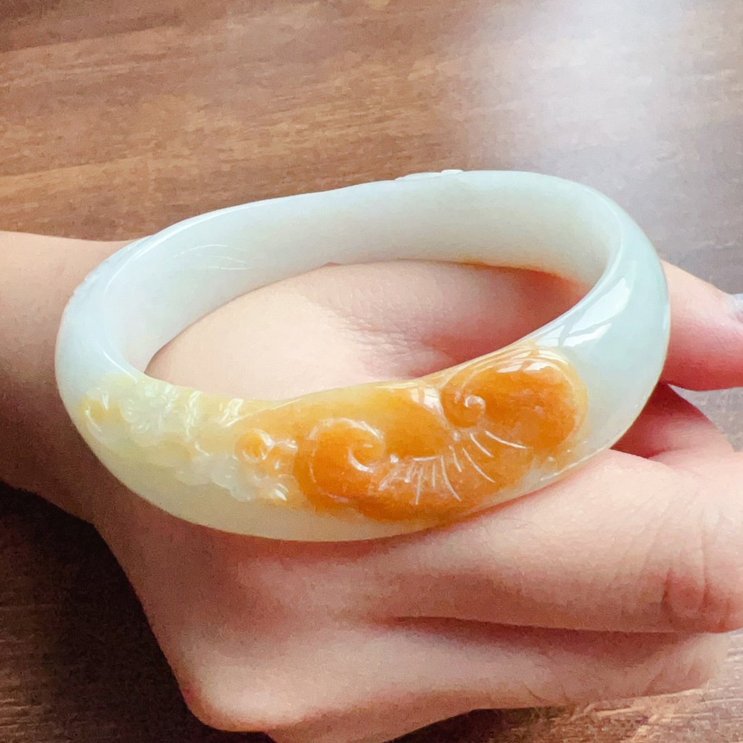 飘红翡翡翠雕花手镯 | 17围 | 天然缅甸玉翡翠A货 | 送礼 - 手链/手环 - 玉石 多色