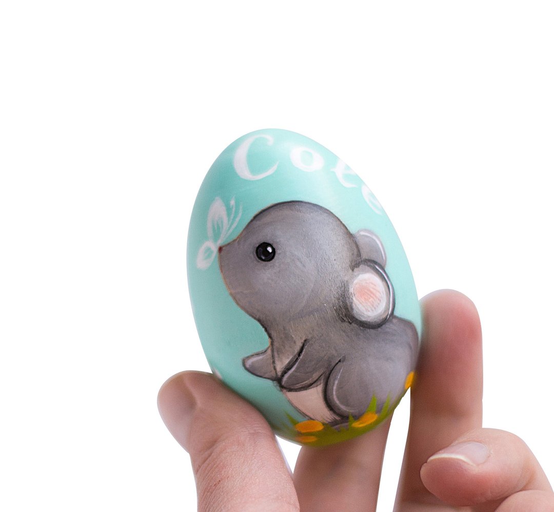 Easter wooden egg cute little mouse Personalized gift Spring decoration Egg hunt - 玩偶/公仔 - 木头 多色