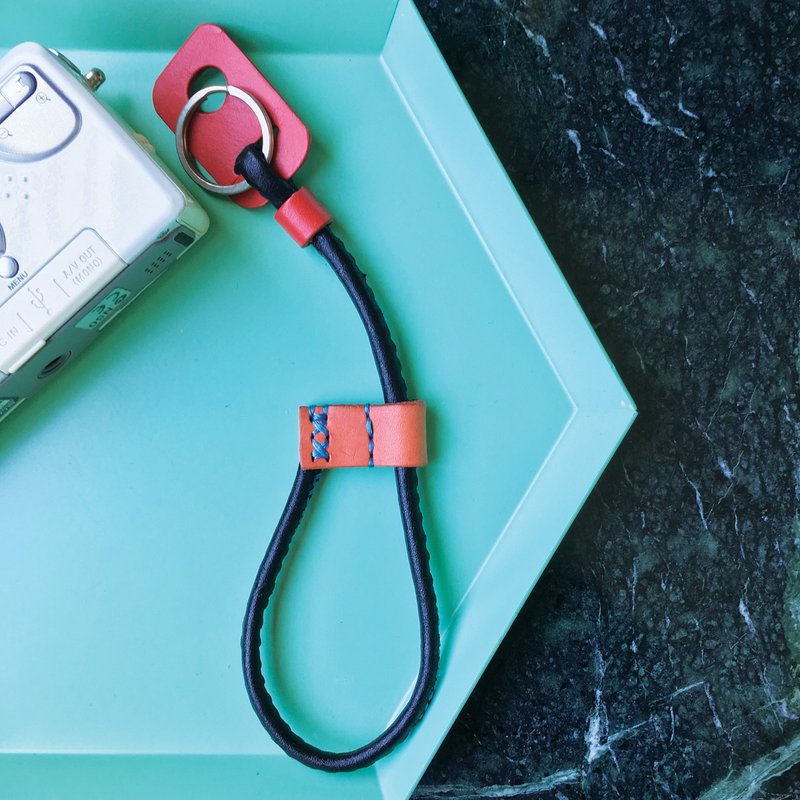 节日送礼 配色皮革短版 相机 证件 手腕带 手腕绳 手绳 - 挂绳/吊绳 - 真皮 红色