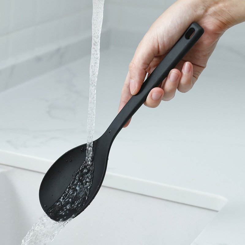 日本霜山 耐热尼龙料理勺 - 厨房用具 - 尼龙 黑色