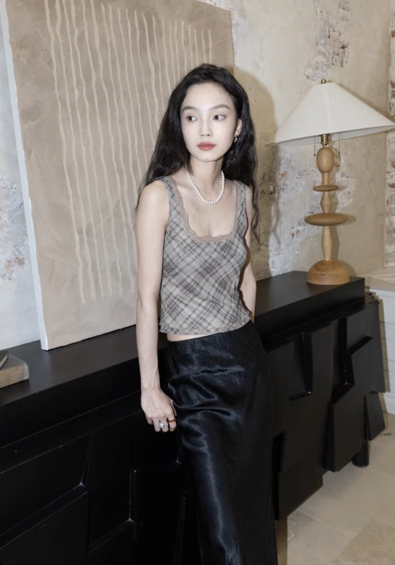 法式复古 格纹网纱蕾丝边背心 - 女装背心 - 其他材质 多色