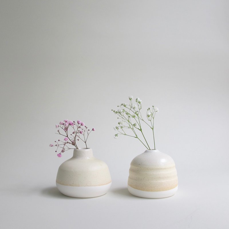 比手掌小的花器 _ 瓷 - 花瓶/陶器 - 瓷 白色